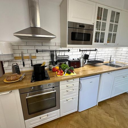 Karlin Oasis 2-Bedroom Apartment Prag Exterior foto