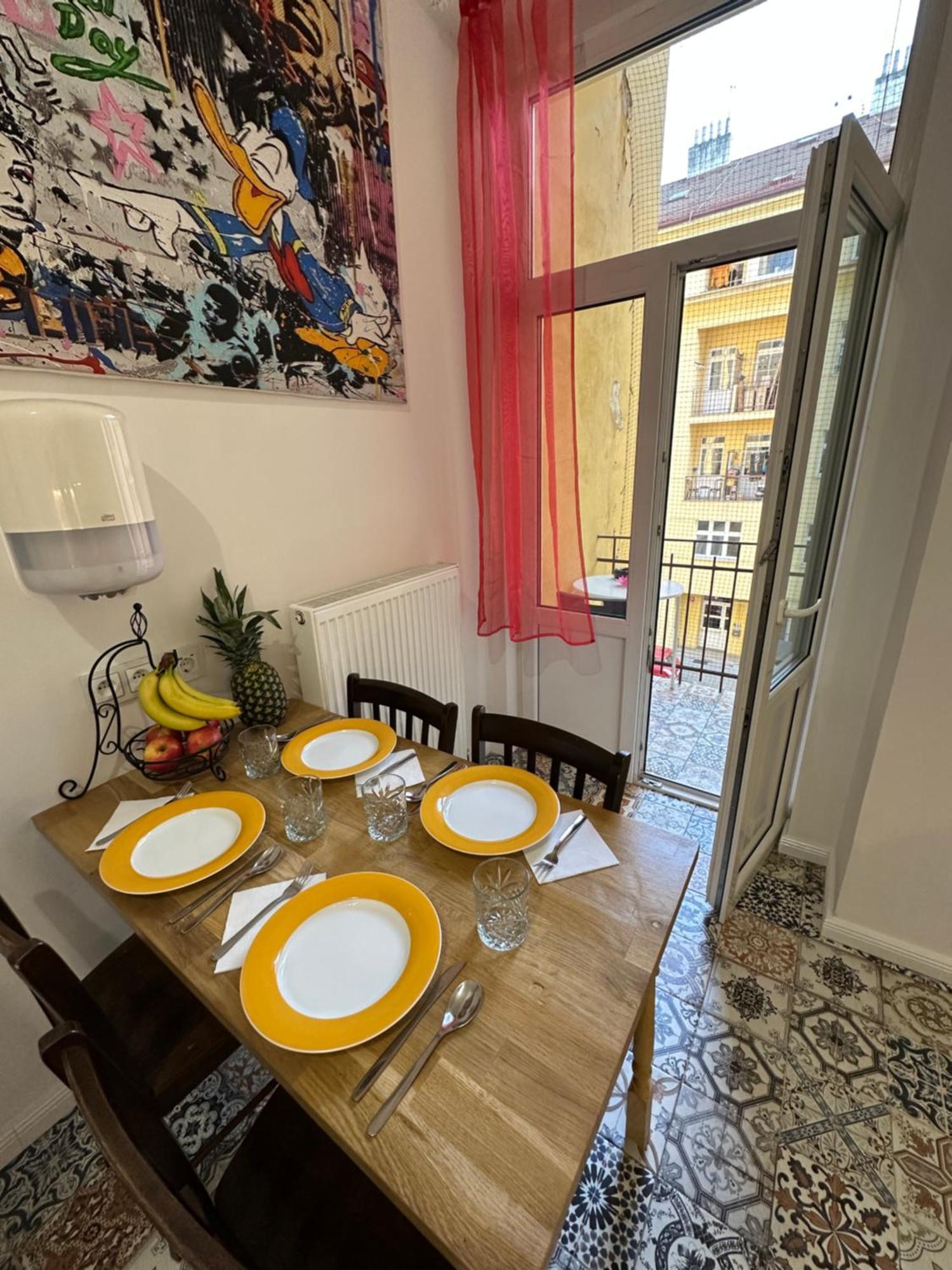 Karlin Oasis 2-Bedroom Apartment Prag Exterior foto